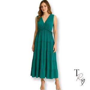 Max Studio Sleeveless V-Neck Tiered Maxi Peasant Dress in Green Size Small